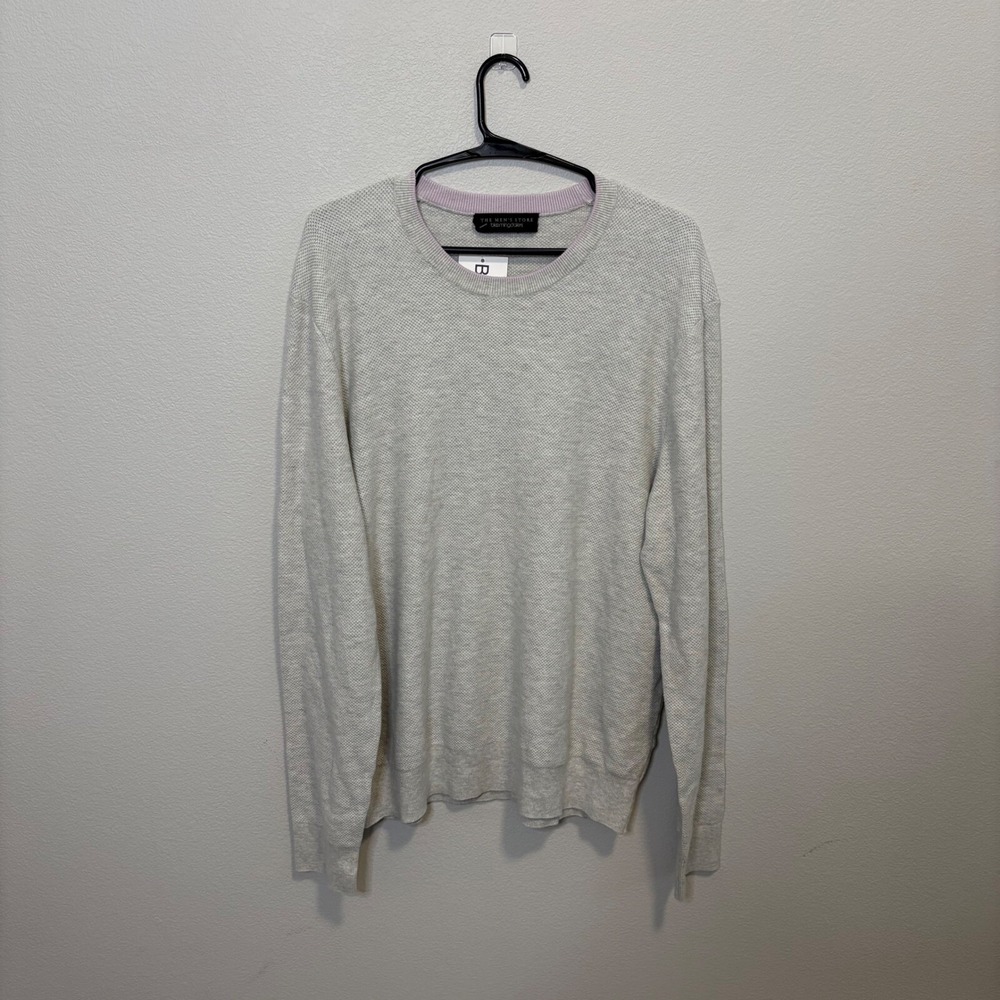 NWT The Men's Store Bloomingdales Gray Sweater Crew Neck Long Sleeve Knit Medium - Picture 2 of 6